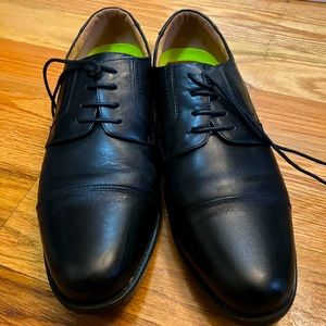 Florsheim Men’s Comfortech 11D in excellent condition